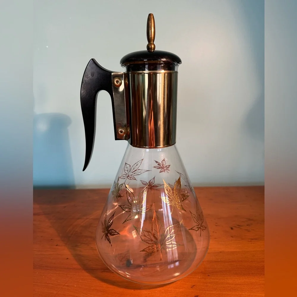 1950s-1960s Mid-Century Vintage Signed Fred Press Gold Leaves Coffee Carafe Bar